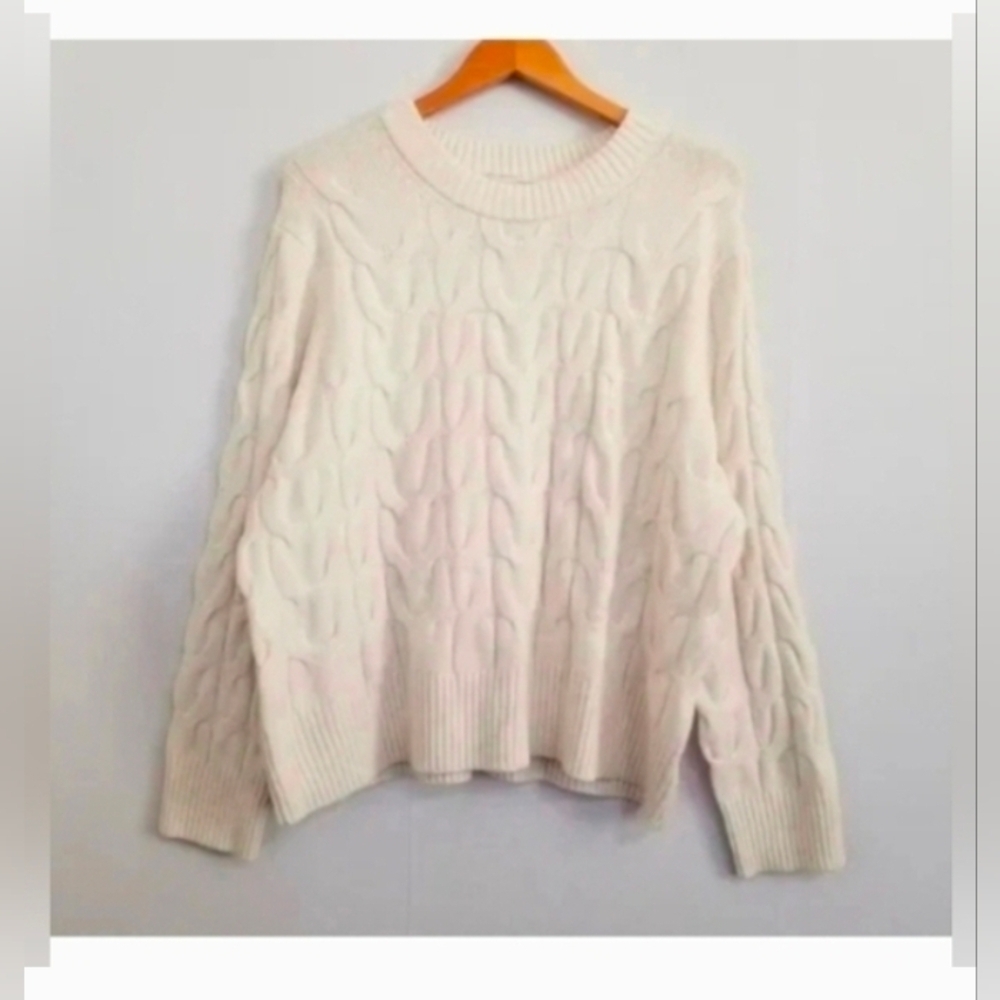 A New Day Oatmeal Ivory Cable Knit Crew Neck Sweater